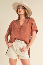 Load image into Gallery viewer, Jamy Collared Short Sleeve Top
