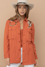 Load image into Gallery viewer, Cargo Pocket Front Sequin Tiger Utility Jacket
