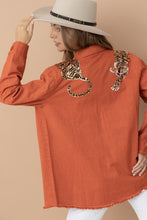 Load image into Gallery viewer, Cargo Pocket Front Sequin Tiger Utility Jacket
