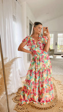 Load image into Gallery viewer, Pretty is floral | Maxi dress
