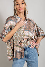 Load image into Gallery viewer, Printed Half Sleeve Blouse Top
