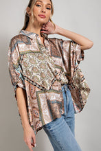 Load image into Gallery viewer, Printed Half Sleeve Blouse Top
