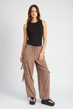 Load image into Gallery viewer, HIGH RISE STRAP TIE CARGO PANTS

