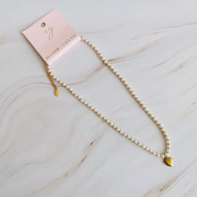 Load image into Gallery viewer, Pearl And Gold Bauble Heart Necklace
