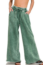 Load image into Gallery viewer, Acid Wash Fleece Palazzo Sweatpants with Pockets
