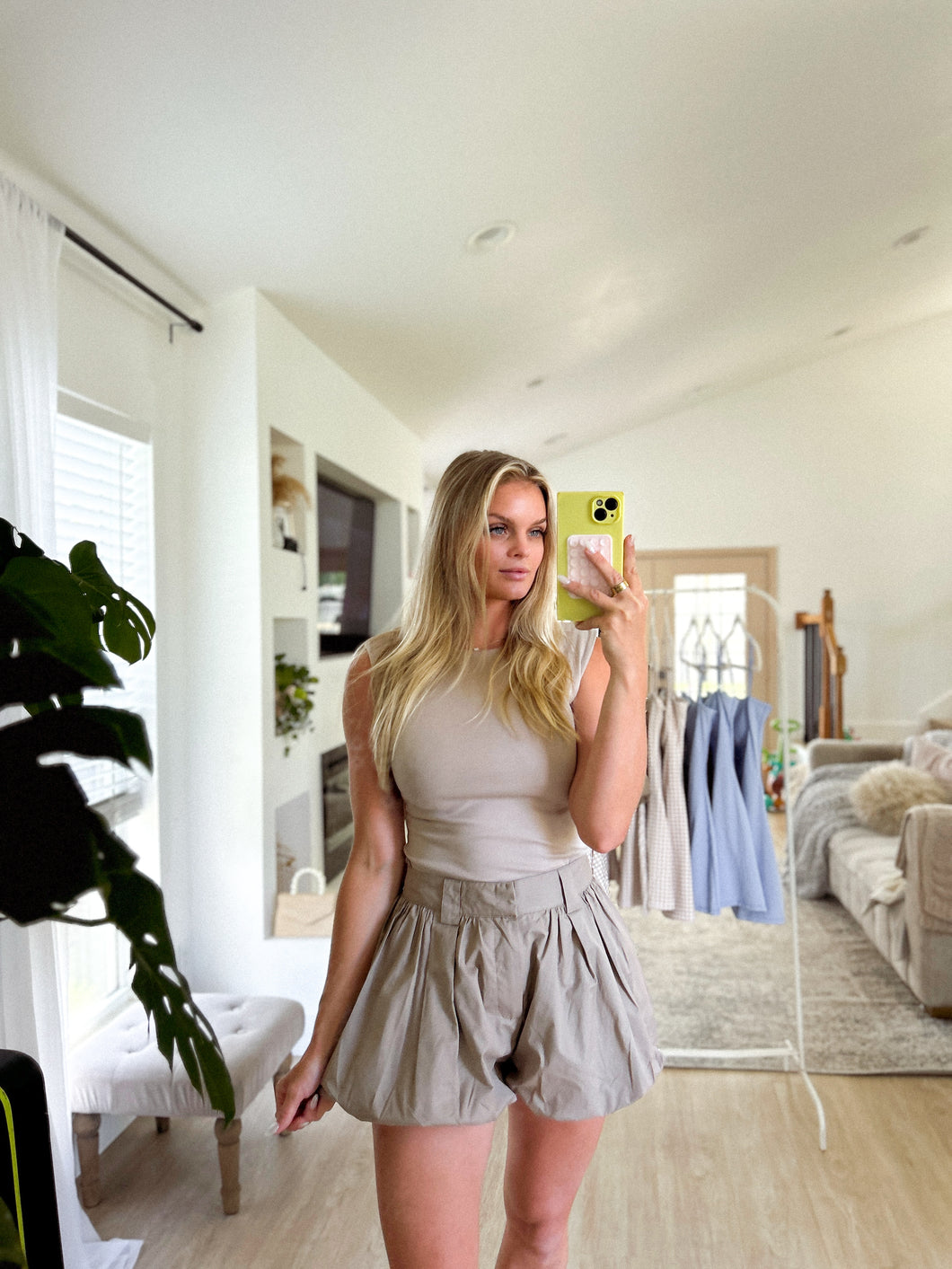 Mocha| bubble shorts