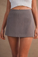 Load image into Gallery viewer, The Uptown Edit Skort
