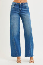 Load image into Gallery viewer, The Lennon Slouchy Barrel Jeans
