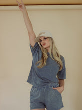 Load image into Gallery viewer, Mommin’ hat
