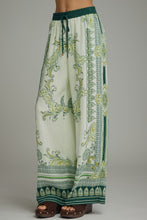 Load image into Gallery viewer, The Palm Getaway Printed Pants Set
