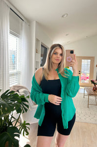 Kelly green | oversized shirt