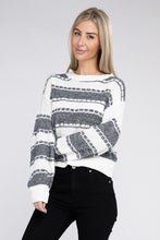 Load image into Gallery viewer, Two Tone Drop Shoulder Sweater
