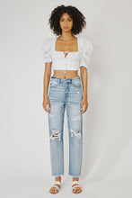 Load image into Gallery viewer, HIGH RISE SLIM STRAIGHT JEANS
