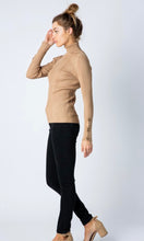 Load image into Gallery viewer, Camel | Turtleneck sweater

