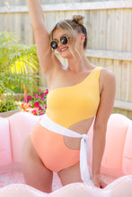 Load image into Gallery viewer, Chasing the sun | Color block bathing suit

